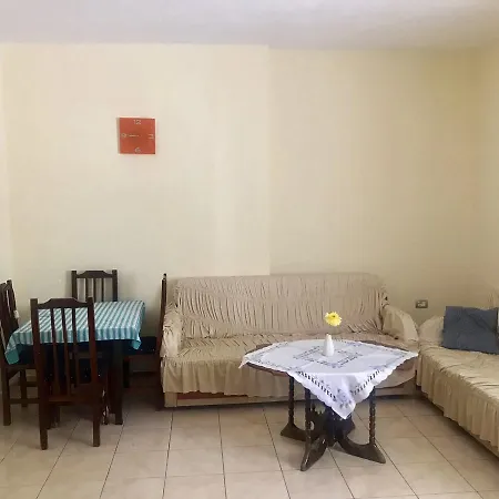 Beachside Smajlaj Apartmán *