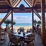 Beachside Smajlaj *