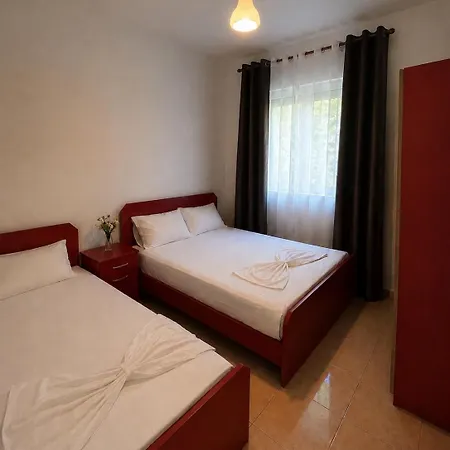 Beachside Smajlaj Apartament *