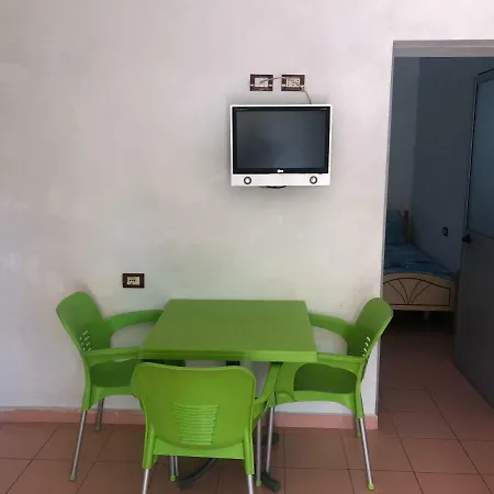 Beachside Smajlaj Apartment *