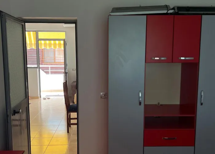 Beachside Smajlaj * Velipojë