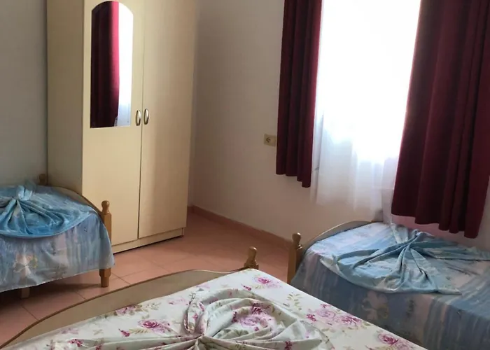 Beachside Smajlaj 公寓